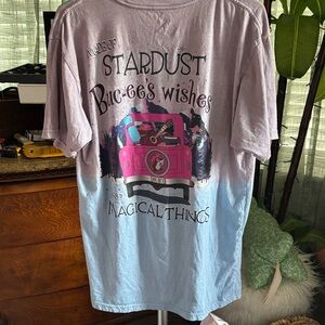 Buc-ee’s Pink and Blue Graphic T-Shirt